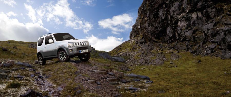  Suzuki Jimny Adventure Special Edition (JB43) 2016 года  (фото 2 из 3)